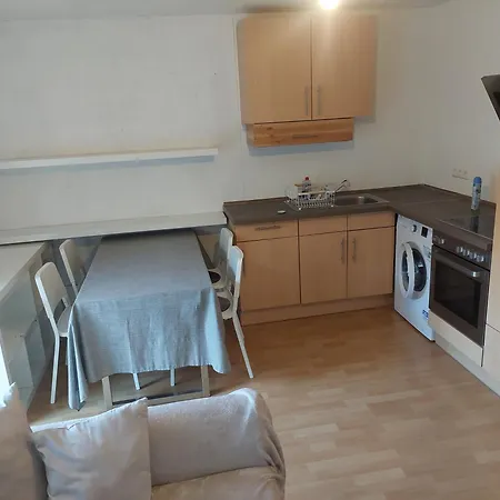 Apartment Schoene In Neckarstadt Mannheim